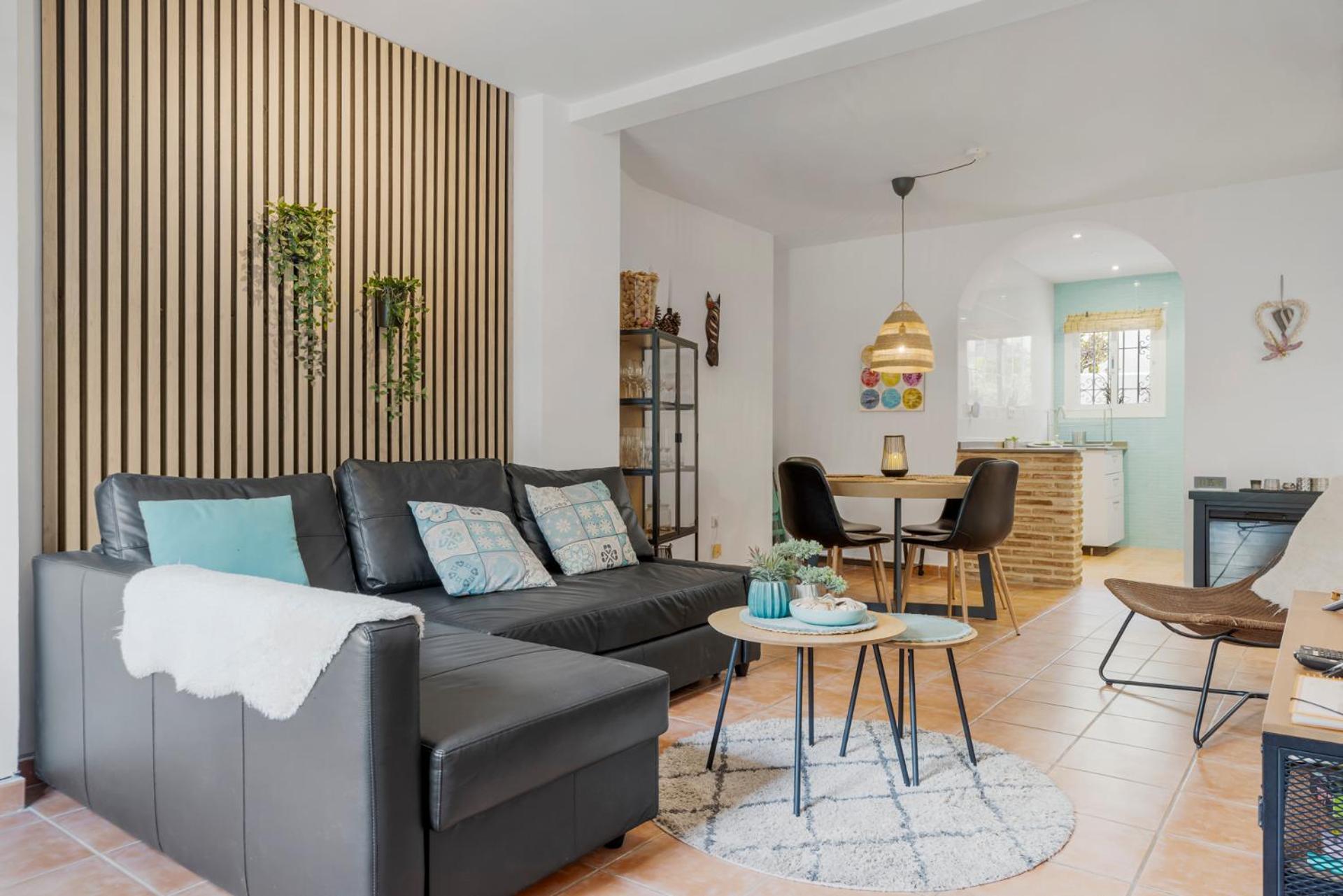 Beachfront Calahonda By Costarentals - Ref 89 Apartment *