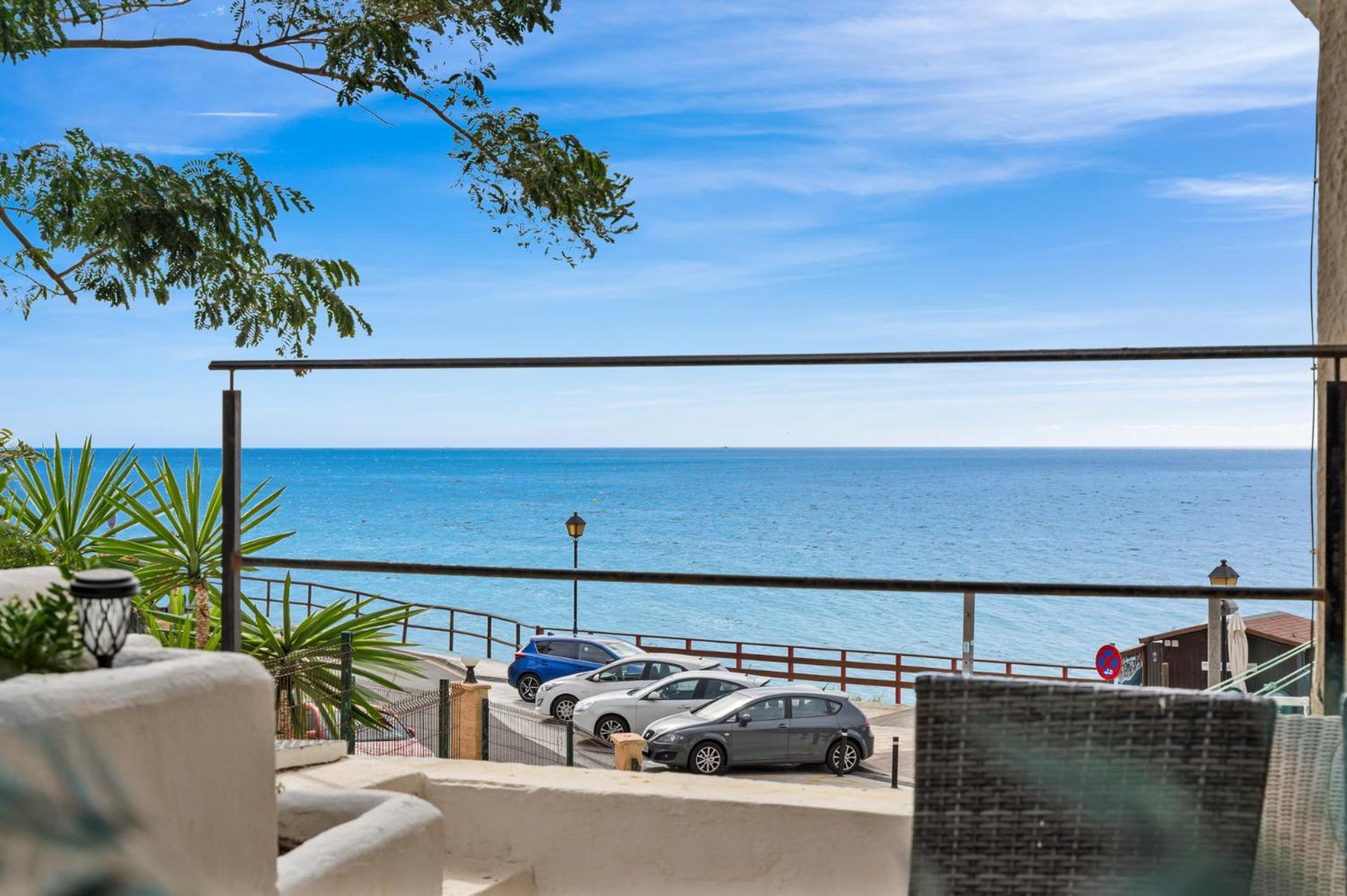 Beachfront Calahonda By Costarentals - Ref 89 Apartment *